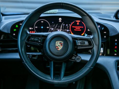 Certified 2023 Porsche Taycan 4S AWD/4WD image 12