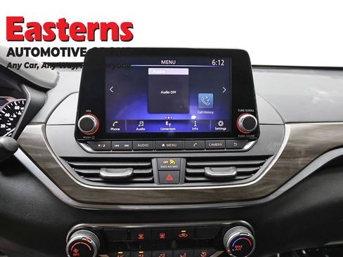 Used 2023 Nissan Altima 2.5 SV FWD image 12