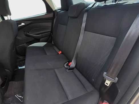 Used 2018 Ford Focus SEL FWD image 12