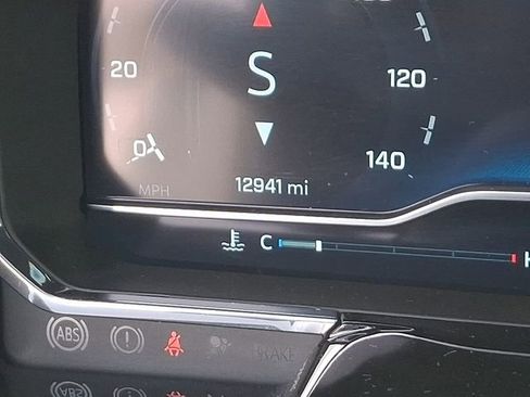 Used 2024 Chevrolet Silverado 1500 LT image 23