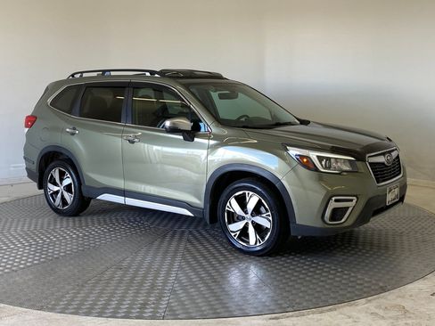 Used 2019 Subaru Forester Touring image 6