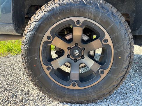 Used 2020 Chevrolet Silverado 1500 LT w/ All-Star Edition AWD/4WD image 30