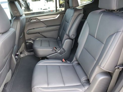 New 2026 GMC Acadia Elevation w/ Elevation Premium Package FWD image 19