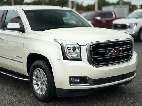 Used 2015 GMC Yukon SLT w/ Open Road Package AWD/4WD image 12