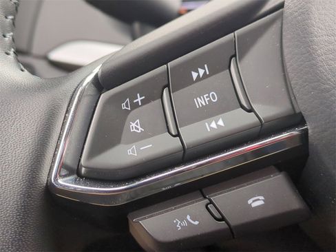 Used 2023 MAZDA CX-9 Touring image 15