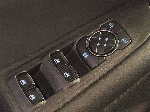 Used 2024 Ford Edge SEL image 27