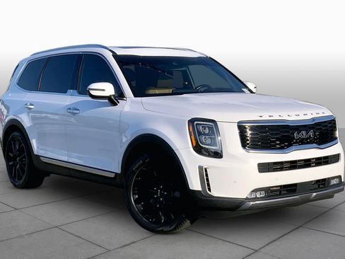 Used 2022 Kia Telluride SX w/ Towing Package FWD image 3