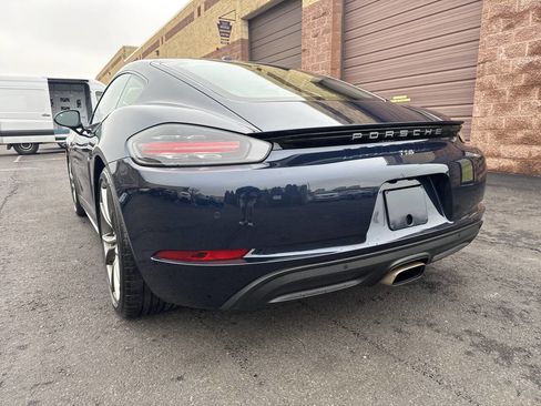 Used 2018 Porsche 718 Cayman image 18
