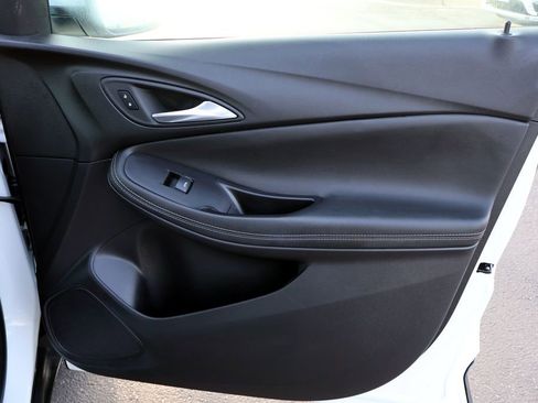 Used 2025 Buick Encore GX Preferred FWD image 16