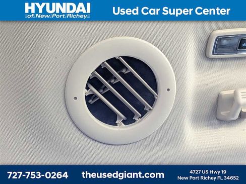 Used 2023 Ford Explorer XLT w/ Equipment Group 202A image 20