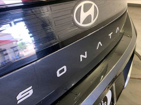 Used 2025 Hyundai Sonata SEL FWD image 8