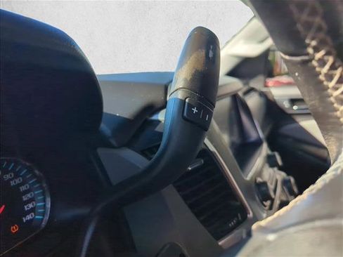 Used 2019 Chevrolet Tahoe LT image 5