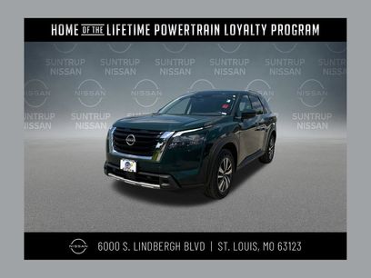 Used 2025 Nissan Pathfinder SL