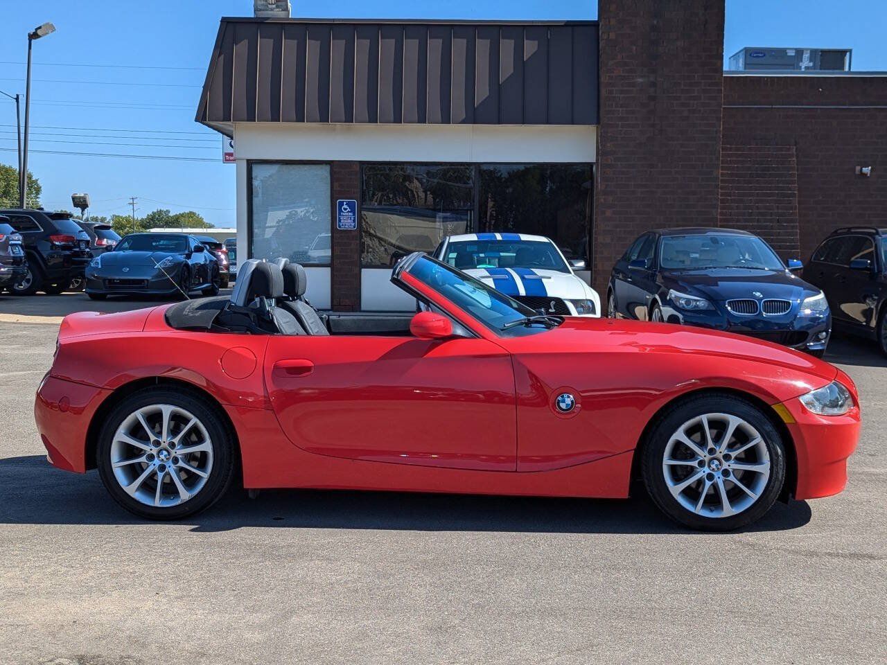 Used 2008 BMW Z4 3.0i RWD image 3