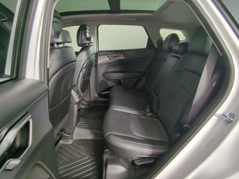 Used 2025 Kia Sportage SX FWD image 21
