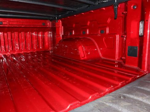 Used 2022 GMC Sierra 1500 Elevation image 17