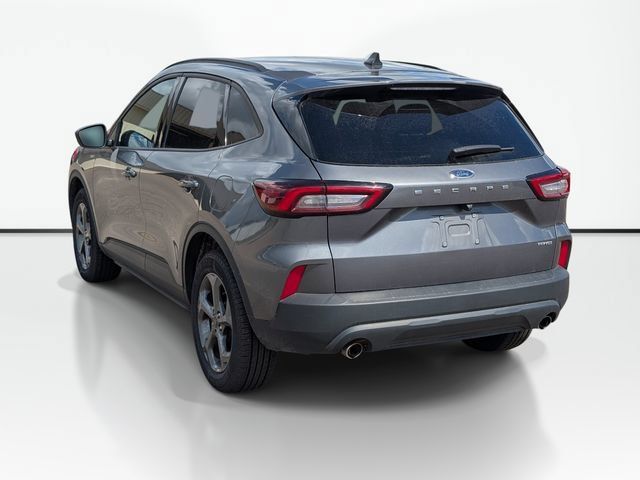 Used 2025 Ford Escape ST-Line Select AWD/4WD image 9