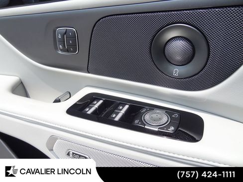 Used 2026 Lincoln Nautilus Premier w/ Equipment Group 102A AWD/4WD image 17