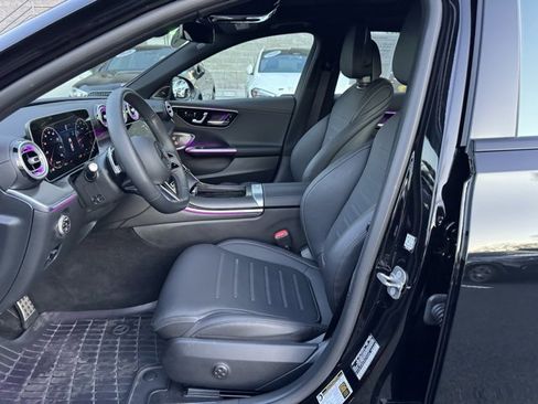Used 2025 Mercedes-Benz C 300 4MATIC Sedan image 12