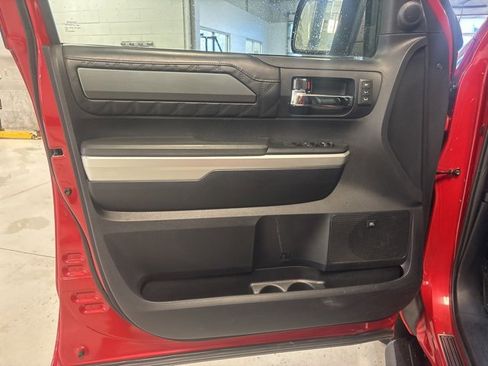 Used 2014 Toyota Tundra Platinum image 16