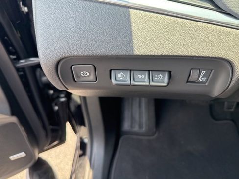 Certified 2024 Buick Enclave Premium image 14