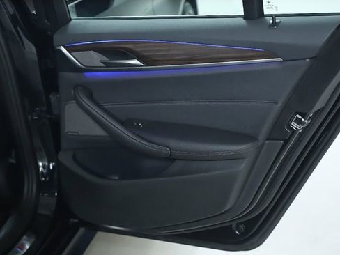 Certified 2022 BMW 540i xDrive 540i xDrive w/ M Sport Package image 32