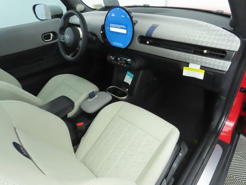 Used 2026 MINI Cooper 2-Door Hardtop image 20