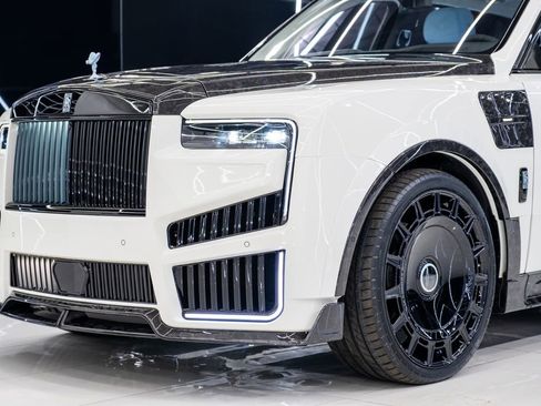 Used 2026 Rolls-Royce Cullinan image 4