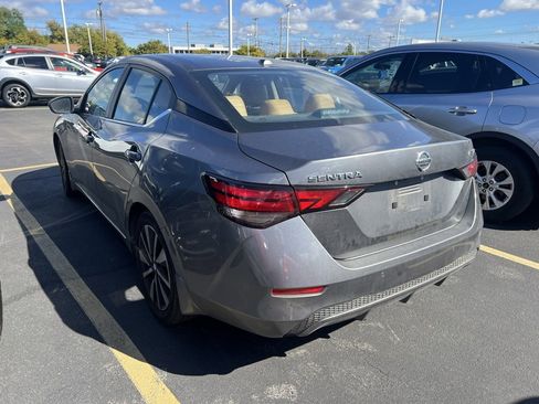 Used 2023 Nissan Sentra SV w/ SV Premium Package image 3