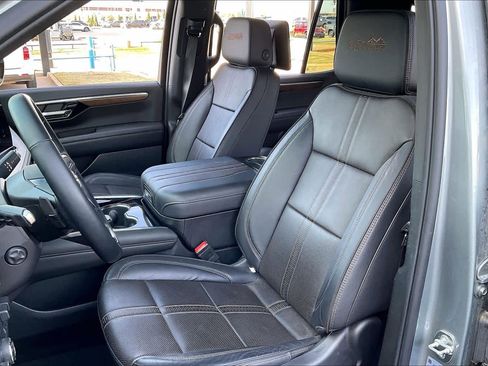 Certified 2025 Chevrolet Tahoe High Country image 8