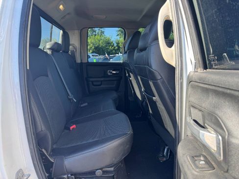 Used 2017 RAM 1500 Laramie AWD/4WD image 17