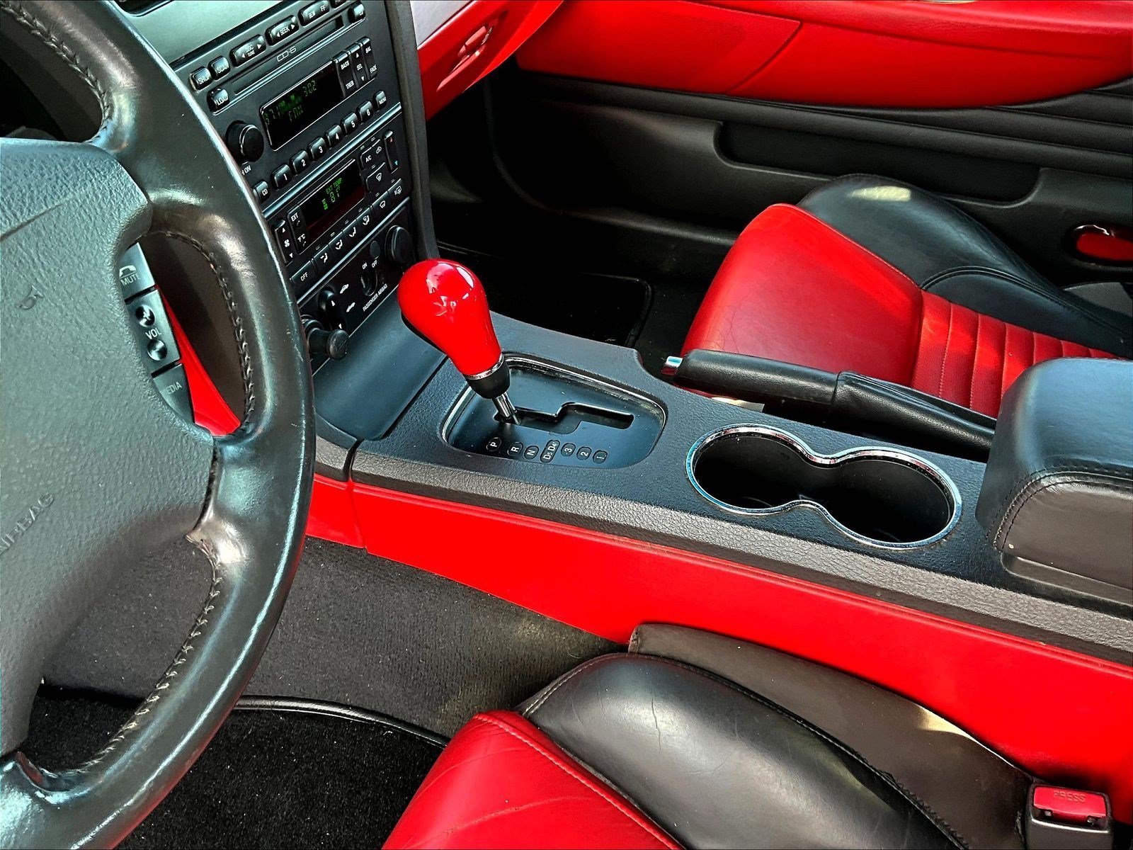 Used 2002 Ford Thunderbird RWD image 14