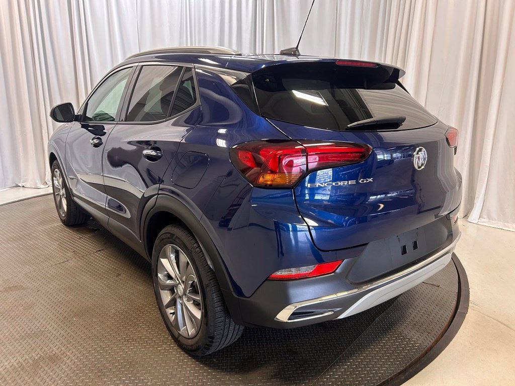 Used 2023 Buick Encore GX Essence w/ Experience Buick Package FWD image 2