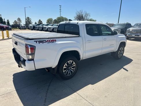 Used 2023 Toyota Tacoma TRD Sport AWD/4WD image 33