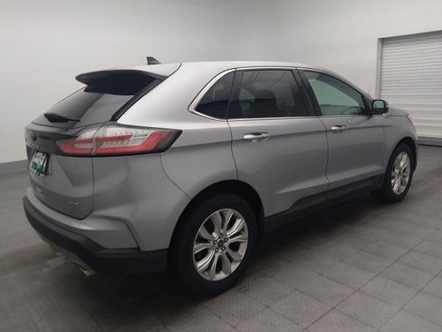 Used 2021 Ford Edge Titanium AWD/4WD image 10