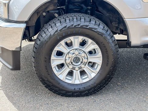 Used 2022 Ford F250 XLT AWD/4WD image 14