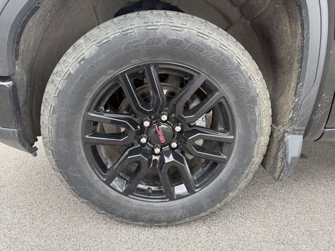 Used 2024 GMC Sierra 1500 Pro w/ Graphite Edition AWD/4WD image 15