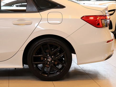 Used 2022 Honda Civic Sport image 32