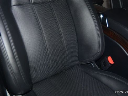 Used 2017 Land Rover Range Rover Long Wheelbase Supercharged image 16