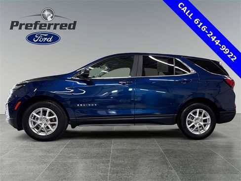 Used 2022 Chevrolet Equinox LT image 3