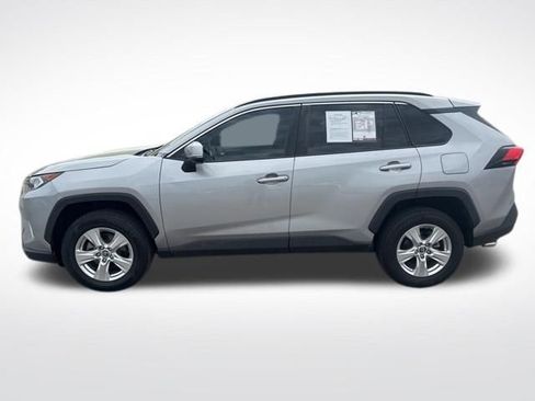 Used 2019 Toyota RAV4 XLE image 2