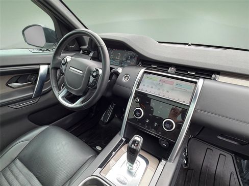 Used 2020 Land Rover Discovery Sport SE AWD/4WD image 15