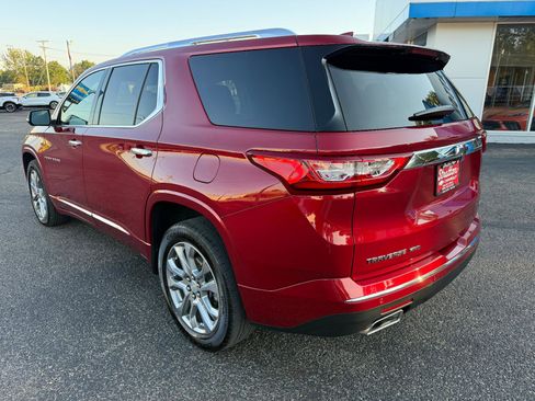 Used 2019 Chevrolet Traverse Premier image 9