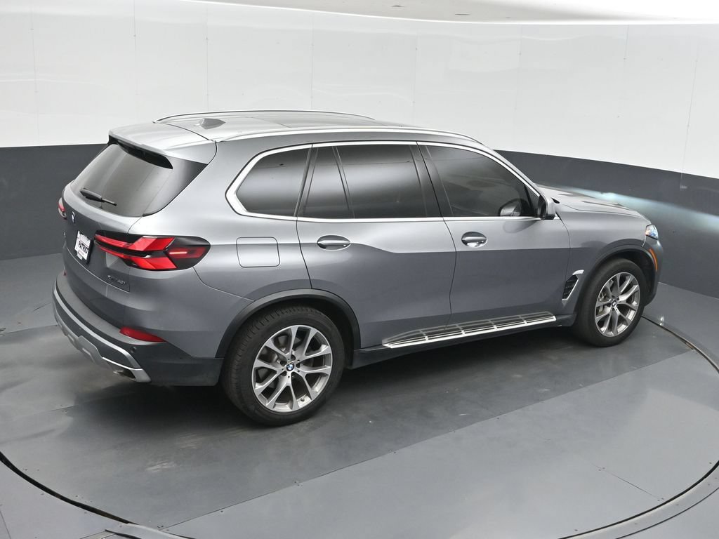 Used 2025 BMW X5 xDrive40i AWD/4WD image 29