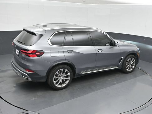 Used 2025 BMW X5 xDrive40i AWD/4WD image 29