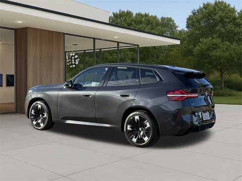 Used 2025 BMW X3 xDrive30i w/ M Sport Package image 11