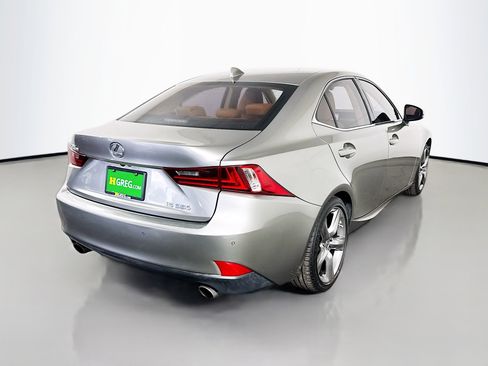Used 2016 Lexus IS 350 image 10
