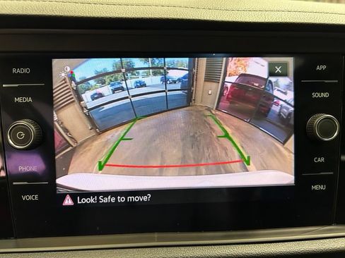 Used 2021 Volkswagen Jetta GLI Autobahn FWD image 16