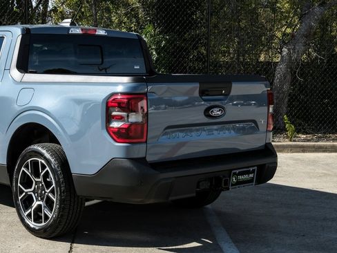 Used 2025 Ford Maverick Lariat w/ 4K Tow Package image 14