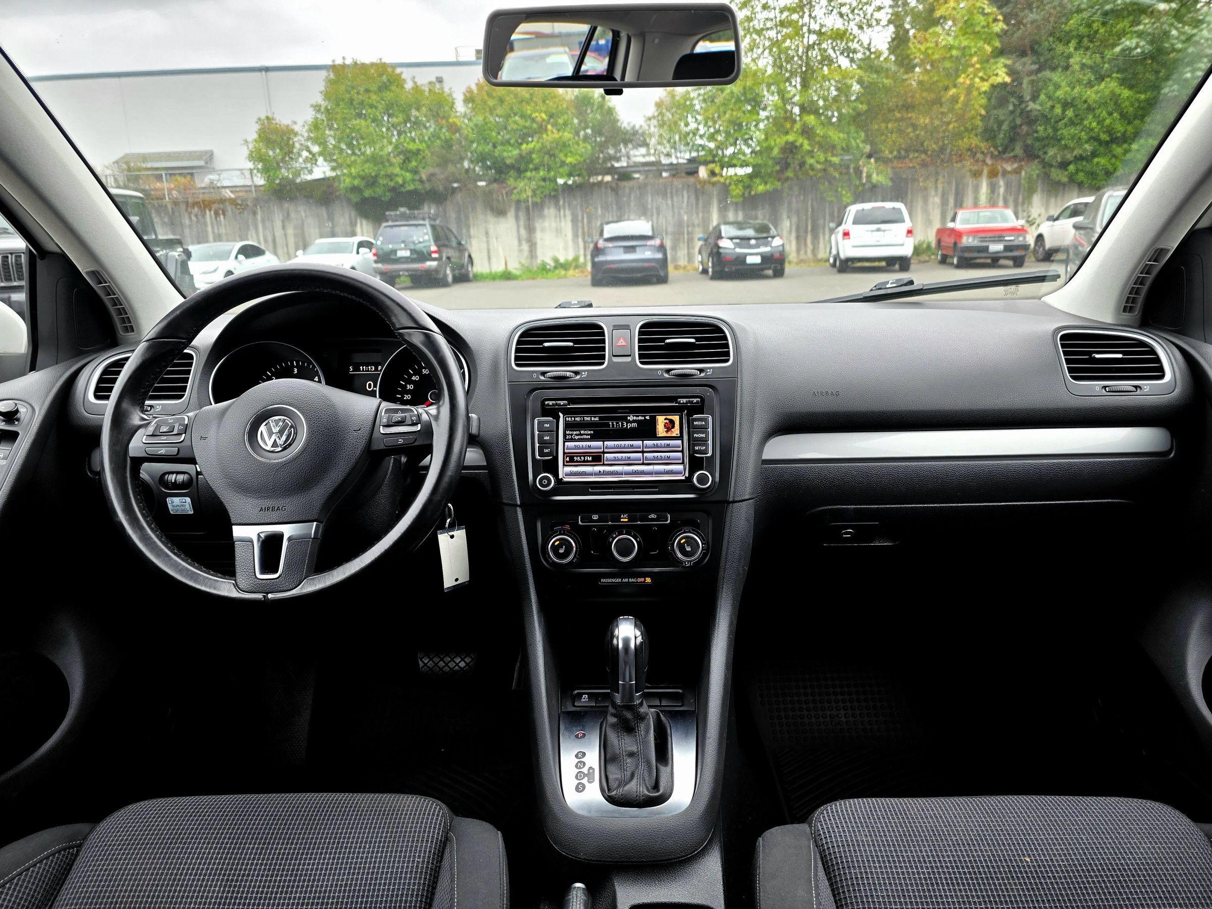 Used 2013 Volkswagen Golf TDI FWD image 16